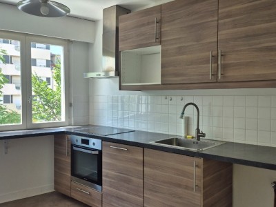 APPARTEMENT T3 A LOUER - ST ETIENNE TREFILERIE - 48.17 m2 - 691 &euro; charges comprises par mois