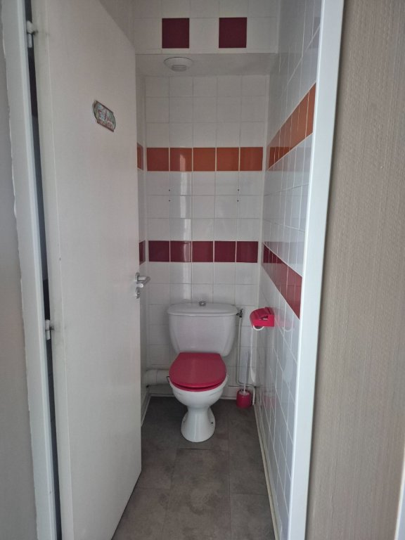 APPARTEMENT T3 A LOUER - ST ETIENNE TREFILERIE - 48.17 m2 - 691 &euro; charges comprises par mois