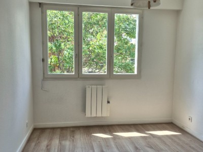 APPARTEMENT T3 A LOUER - ST ETIENNE TREFILERIE - 48.17 m2 - 691 &euro; charges comprises par mois