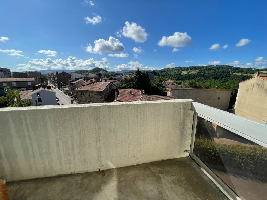 APPARTEMENT T3 A VENDRE - ST ETIENNE - 80.4 m2 - 95 000 &euro;