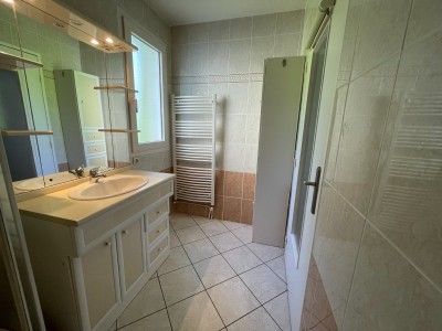 APPARTEMENT T3 A VENDRE - ST ETIENNE - 80.4 m2 - 95 000 €