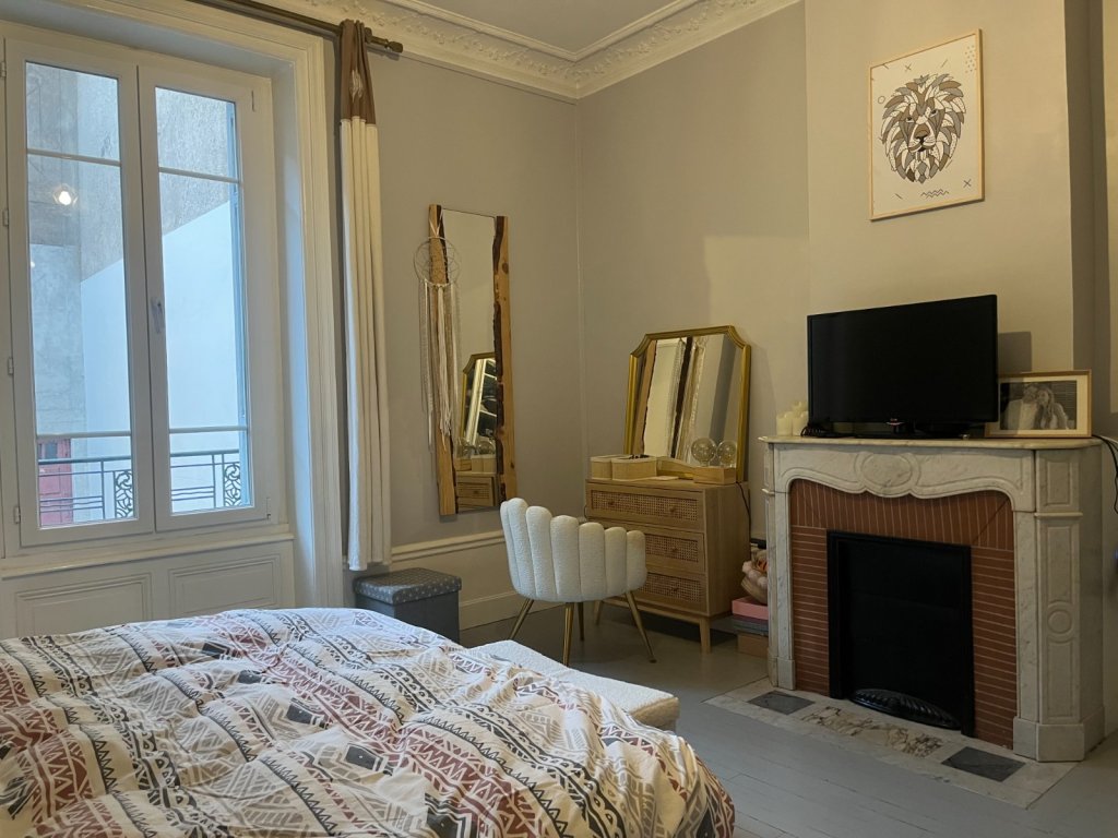 APPARTEMENT T3 A VENDRE - ST ETIENNE - 93 m2 - 145 000 &euro;