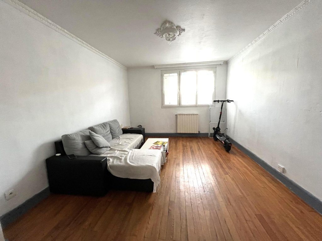 APPARTEMENT T3 A VENDRE - ST ETIENNE - 51.87 m2 - 57 000 &euro;