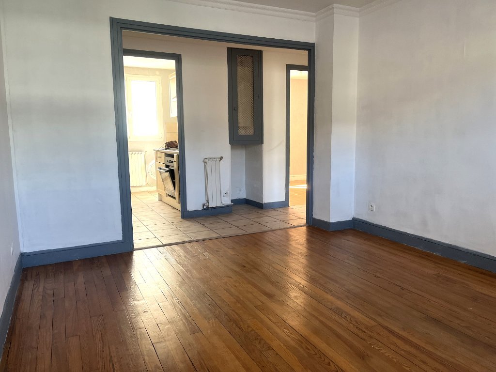 APPARTEMENT T3 A VENDRE - ST ETIENNE - 51.87 m2 - 53 000 &euro;