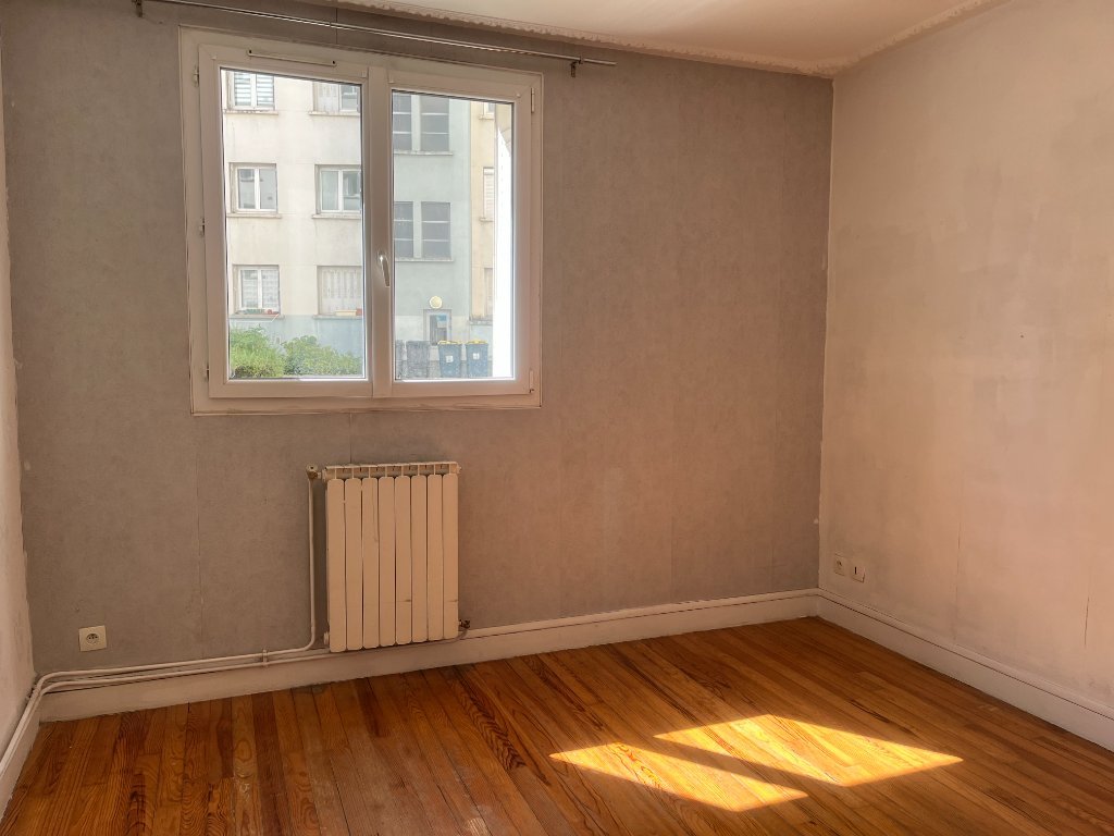 APPARTEMENT T3 A VENDRE - ST ETIENNE - 51.87 m2 - 53 000 &euro;