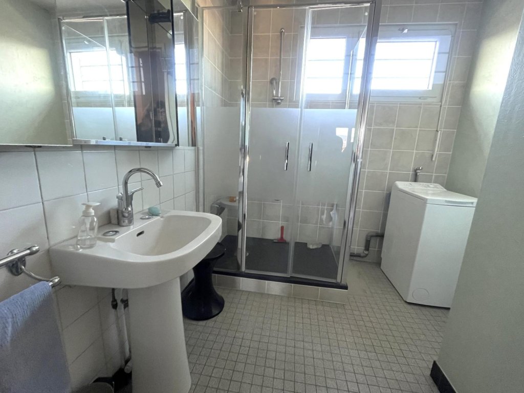 APPARTEMENT T3 A VENDRE - ST ETIENNE - 71.9 m2 - 60 000 &euro;