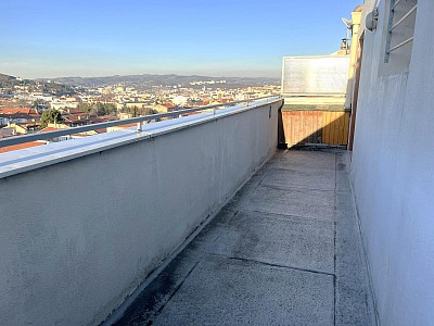 APPARTEMENT T3 A VENDRE - ST ETIENNE - 71.9 m2 - 60 000 €