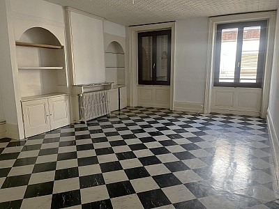 APPARTEMENT T3 A VENDRE - ST ETIENNE Centre Ville - 99.59 m2 - 85 000 €