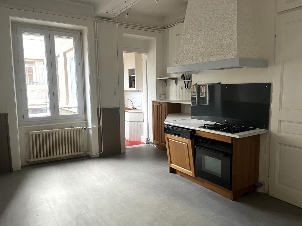 APPARTEMENT T3 A VENDRE - ST ETIENNE Centre Ville - 99.59 m2 - 85 000 &euro;