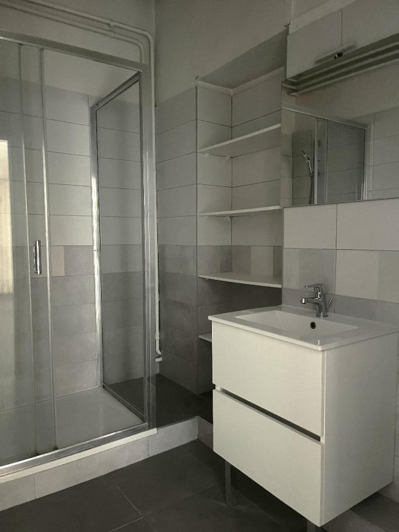 APPARTEMENT T3 A VENDRE - ST ETIENNE Centre Ville - 99.59 m2 - 85 000 &euro;