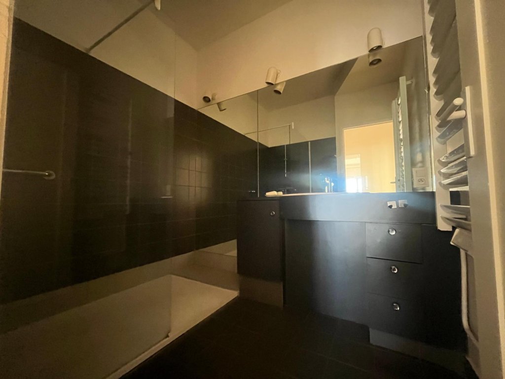 APPARTEMENT T3 A VENDRE - ST ETIENNE Centre Ville - 99.66 m2 - 150 000 &euro;