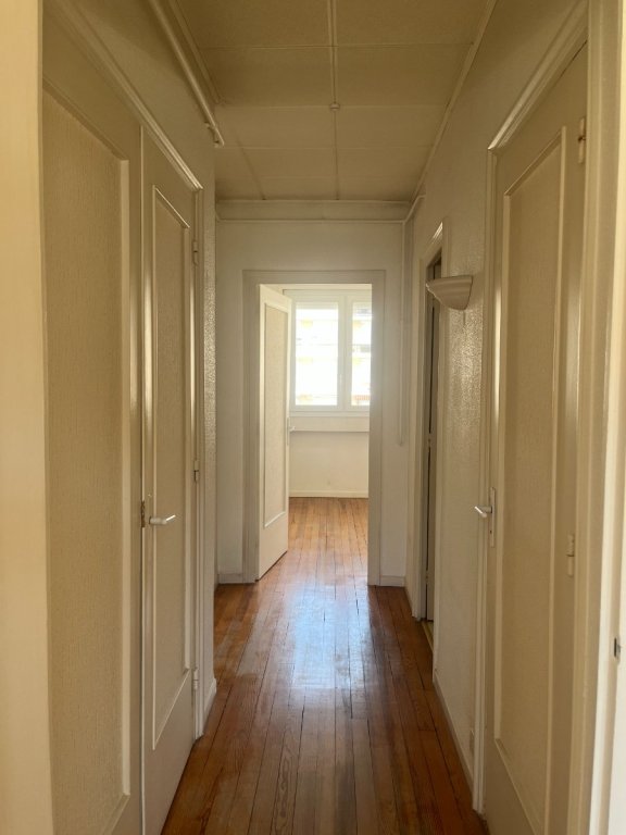 APPARTEMENT T3 A VENDRE - ST ETIENNE - 65.92 m2 - 69 000 &euro;