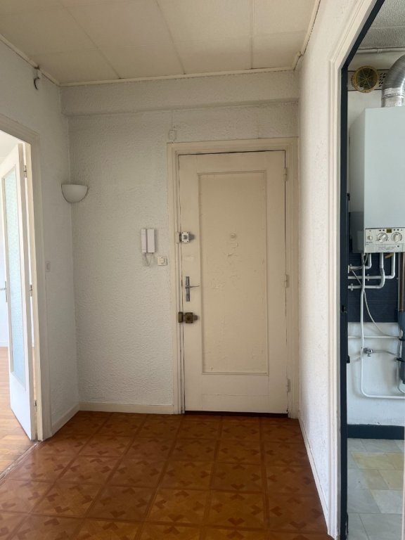 APPARTEMENT T3 A VENDRE - ST ETIENNE - 65.92 m2 - 69 000 &euro;