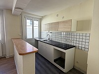 APPARTEMENT T4 A LOUER - ST ETIENNE Centre Deux-Trefilerie - 77.65 m2 - 670 &euro; charges comprises par mois