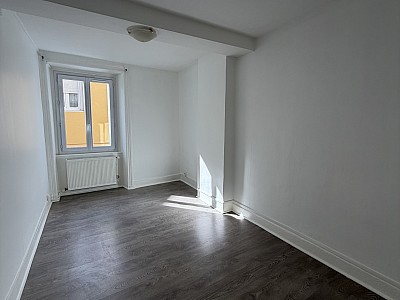 APPARTEMENT T4 A LOUER - ST ETIENNE Centre Deux-Trefilerie - 77.65 m2 - 670 &euro; charges comprises par mois