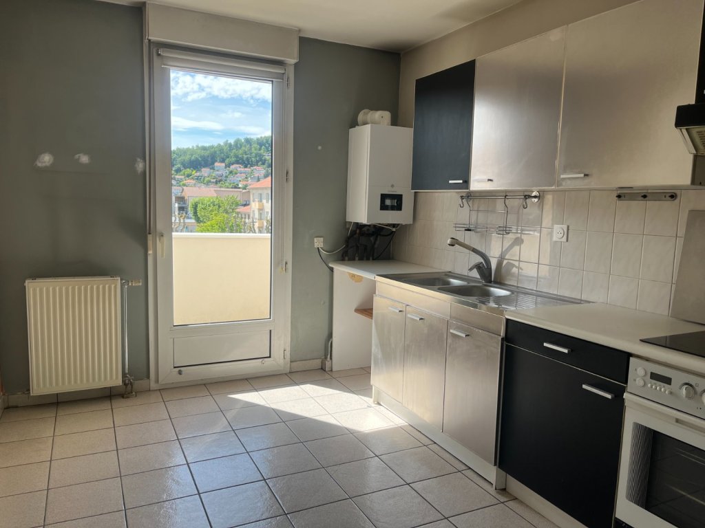 APPARTEMENT T4 A VENDRE - L ETRAT Centre - 92.68 m2 - 220 000 &euro;