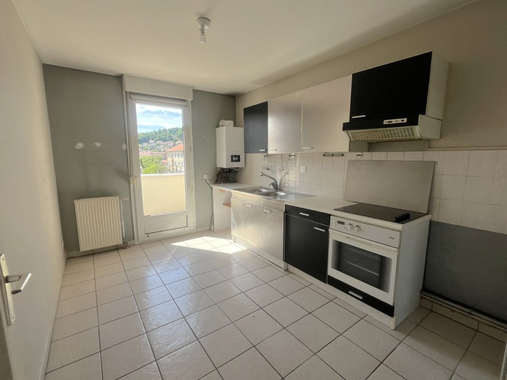 APPARTEMENT T4 A VENDRE - L ETRAT Centre - 92.68 m2 - 220 000 &euro;