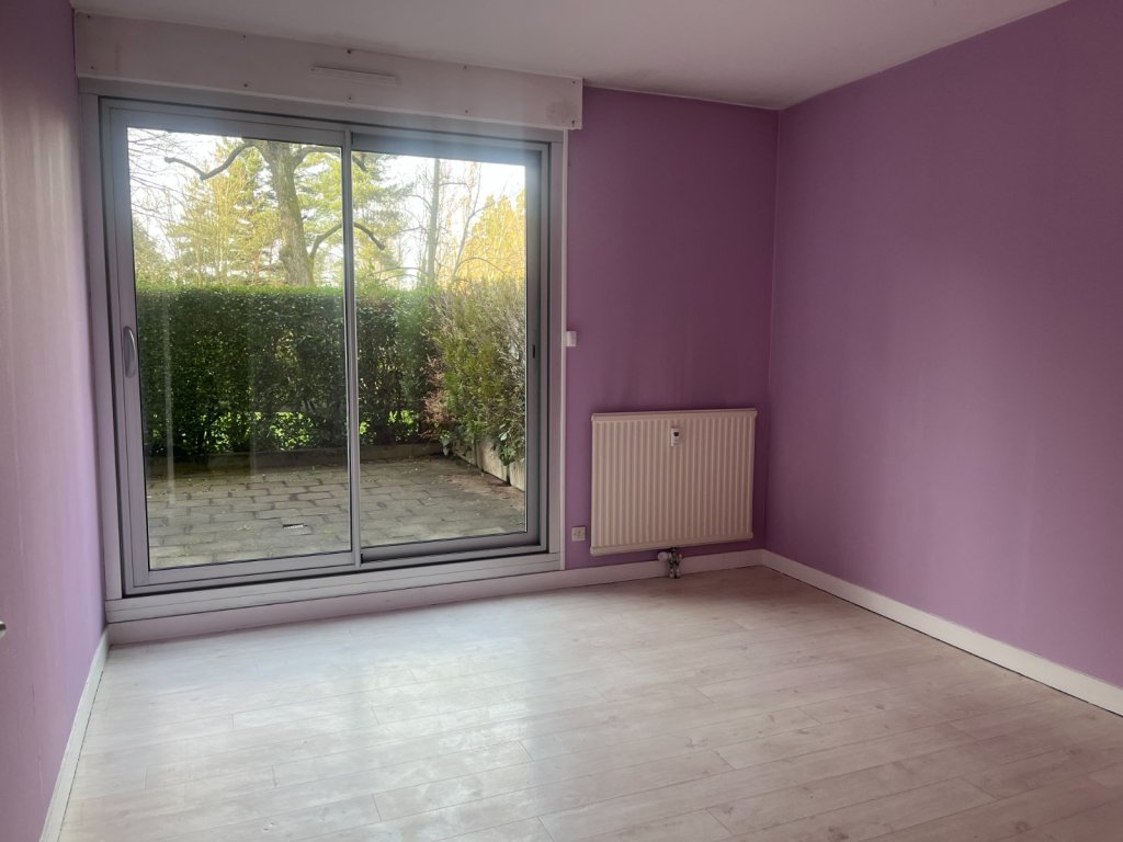 APPARTEMENT T4 A VENDRE - ST ETIENNE PORTAIL ROUGE - 114.45 m2 - 215 000 &euro;