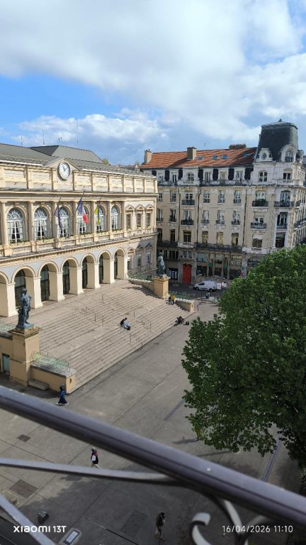 APPARTEMENT T6 A LOUER - ST ETIENNE - 1 585 &euro; charges comprises par mois
