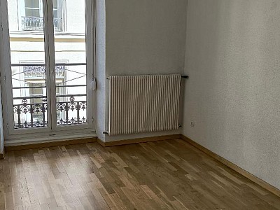 APPARTEMENT T6 A LOUER - ST ETIENNE - 1 585 € charges comprises par mois