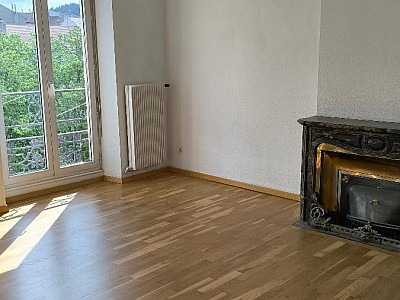 APPARTEMENT T6 A LOUER - ST ETIENNE - 1 585 € charges comprises par mois