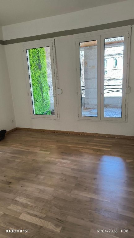 APPARTEMENT T6 A LOUER - ST ETIENNE - 1 585 &euro; charges comprises par mois