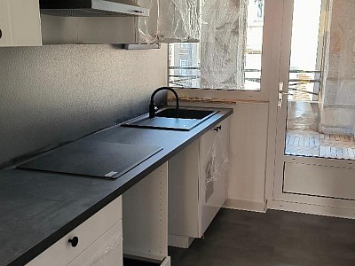 APPARTEMENT T6 A LOUER - ST ETIENNE - 1 585 € charges comprises par mois