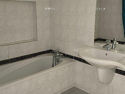 APPARTEMENT T6 A LOUER - ST ETIENNE - 1 585 € charges comprises par mois