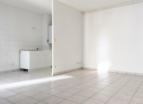Appartement en Vente à St-etienne / 2 pièces 50m2